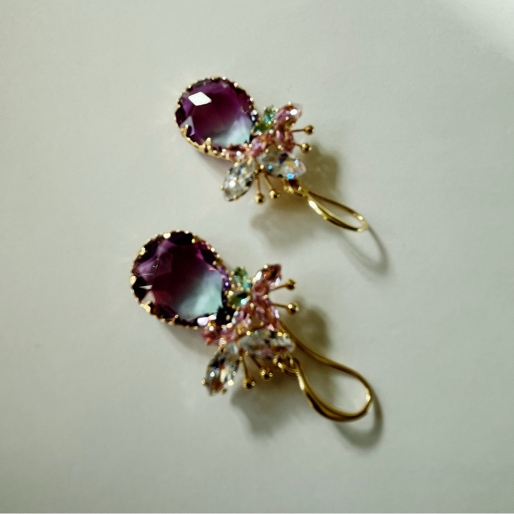 💲⬇️ 2-Tone Blue Purple Ombre Zircon Butterfly Drop Dangle Earrings NWT - Picture 6 of 13